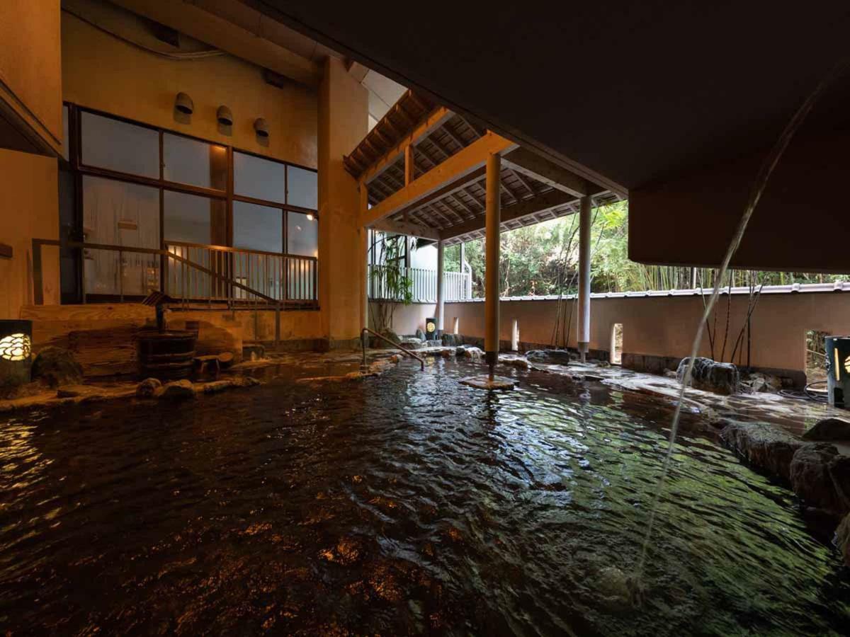 Yumoto Sakakibarakan Tsu Exterior photo